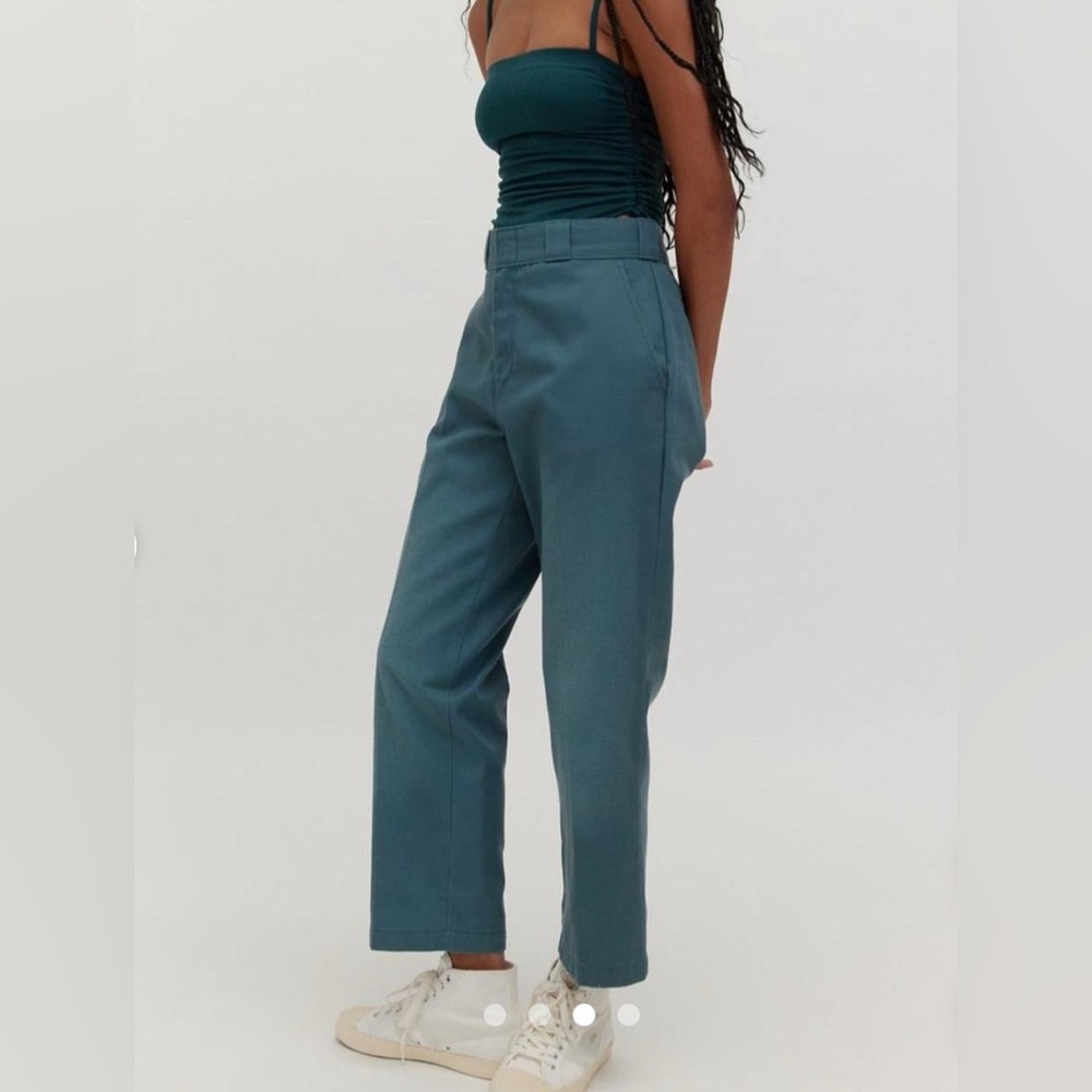 Dickies X Urban Outfitters Women’s Green Cropped Pant